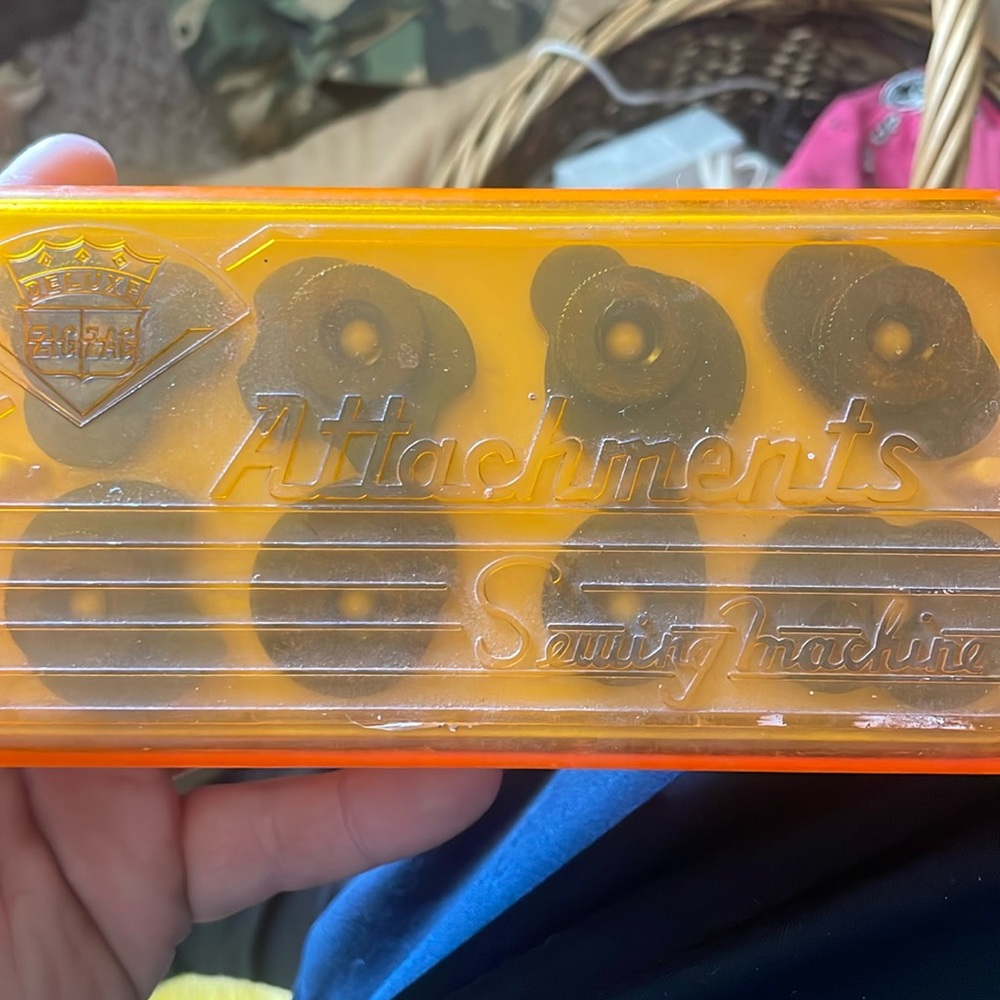 Sewing Machine Attatchments